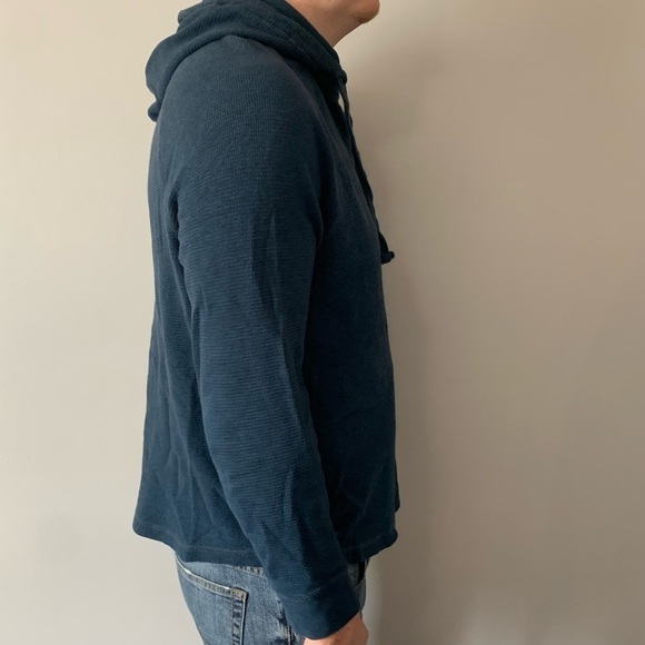 ๐ Denver Hayes Lightweight Hooded Sweater - Men's Size LG - Unisex ๐ - Picture 6 of 10